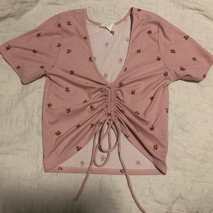 cute trendy crop top